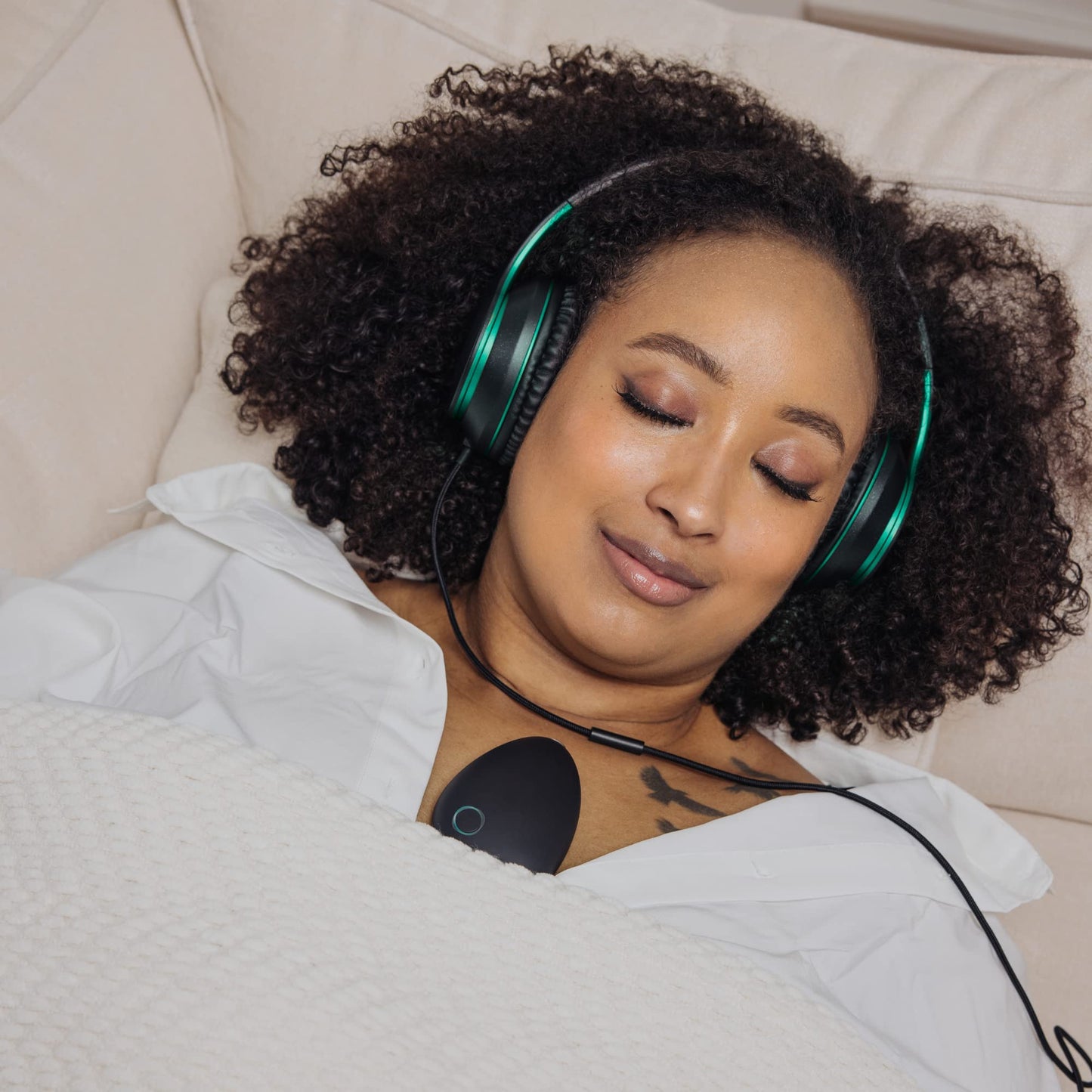 Sensate Relaxation Device - for Immediate Calm and Long Term Stress Resilience - with Patented Infrasonic Resonance Technology